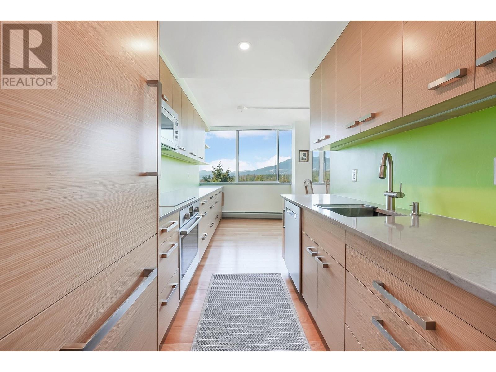 Listing Picture 12 of 35 : 1605 2055 PENDRELL STREET, Vancouver / 溫哥華 - 魯藝地產 Yvonne Lu Group - MLS Medallion Club Member