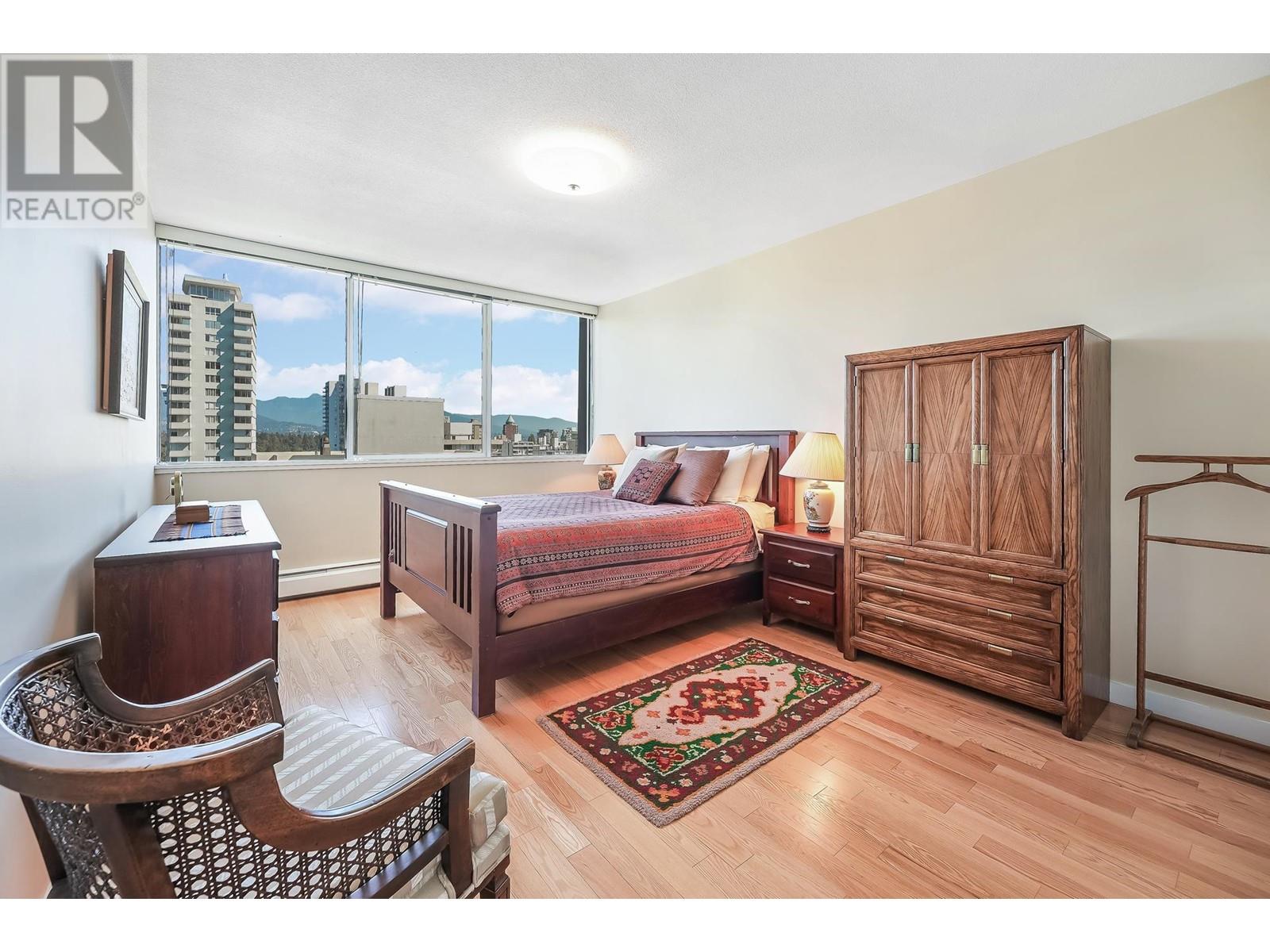 Listing Picture 13 of 35 : 1605 2055 PENDRELL STREET, Vancouver / 溫哥華 - 魯藝地產 Yvonne Lu Group - MLS Medallion Club Member