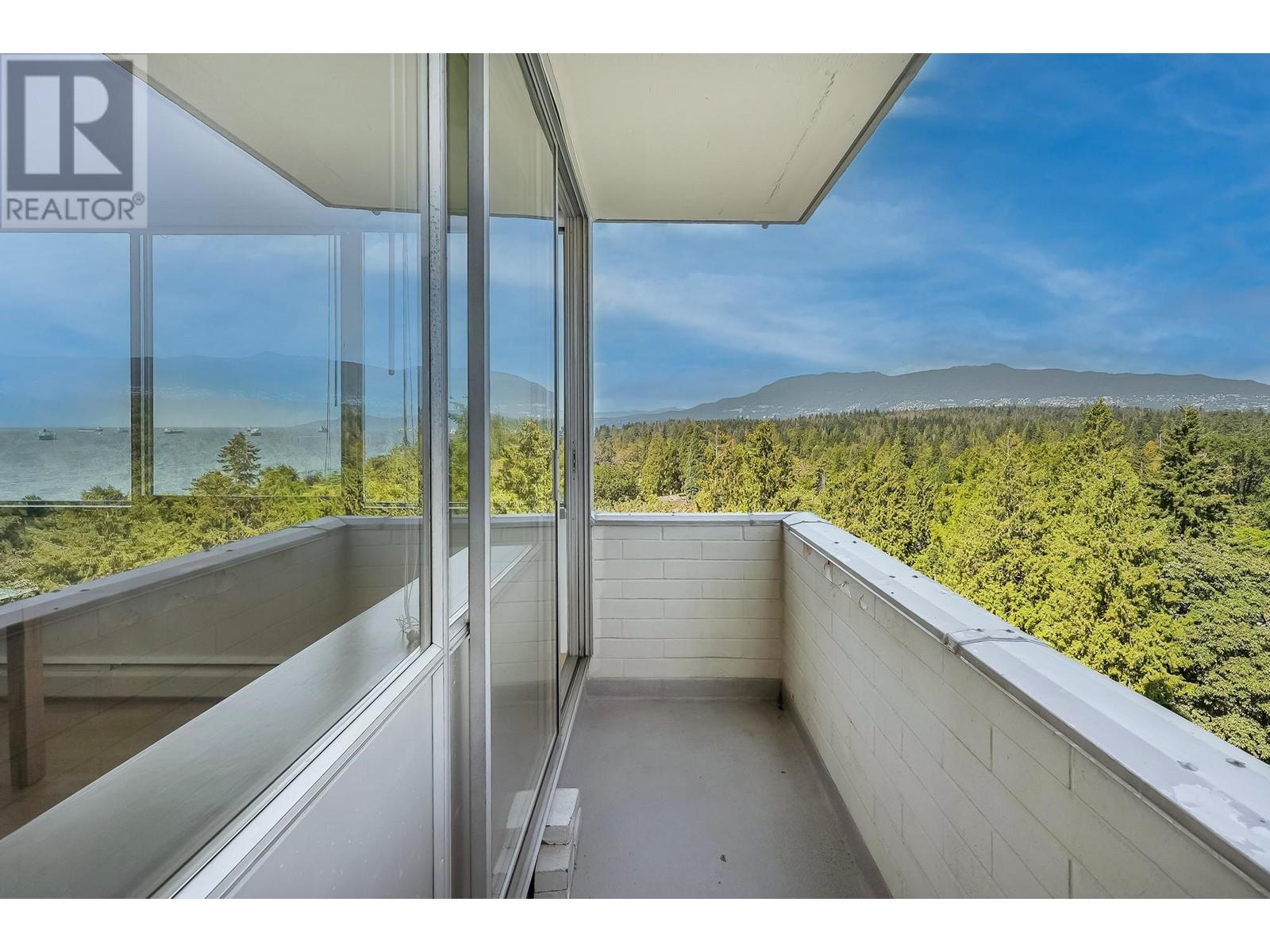 Listing Picture 23 of 35 : 1605 2055 PENDRELL STREET, Vancouver / 溫哥華 - 魯藝地產 Yvonne Lu Group - MLS Medallion Club Member