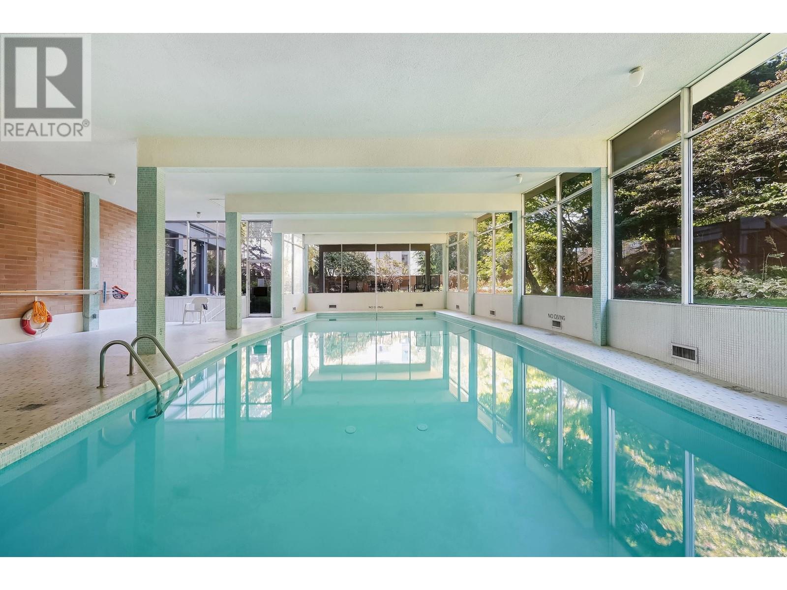 Listing Picture 34 of 35 : 1605 2055 PENDRELL STREET, Vancouver / 溫哥華 - 魯藝地產 Yvonne Lu Group - MLS Medallion Club Member