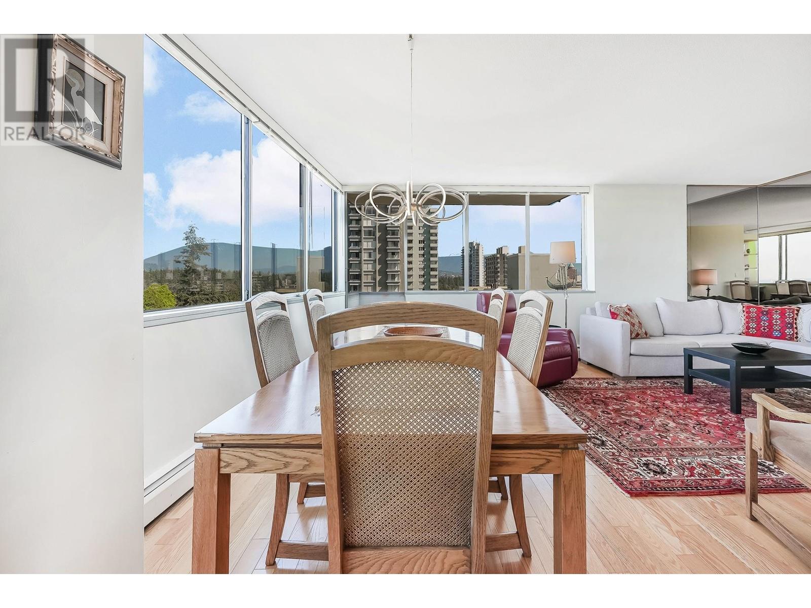 Listing Picture 7 of 35 : 1605 2055 PENDRELL STREET, Vancouver / 溫哥華 - 魯藝地產 Yvonne Lu Group - MLS Medallion Club Member