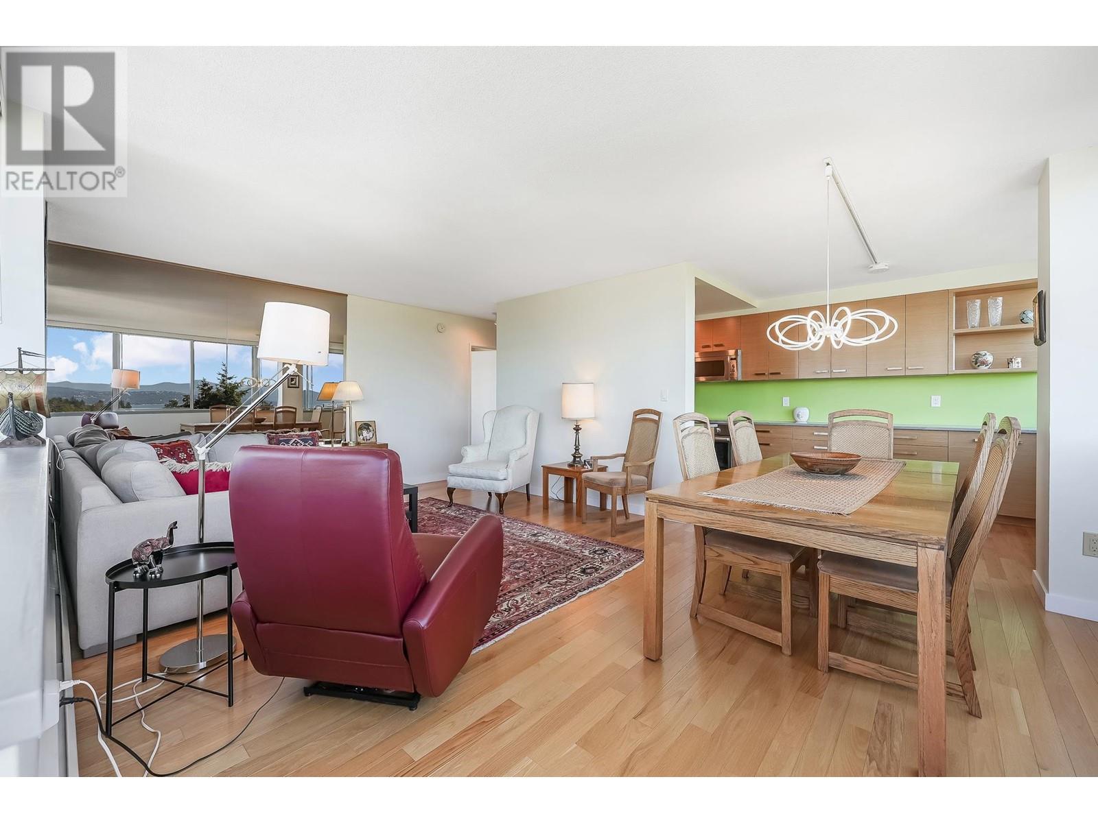 Listing Picture 8 of 35 : 1605 2055 PENDRELL STREET, Vancouver / 溫哥華 - 魯藝地產 Yvonne Lu Group - MLS Medallion Club Member