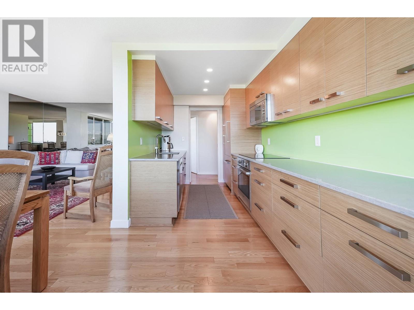 Listing Picture 9 of 35 : 1605 2055 PENDRELL STREET, Vancouver / 溫哥華 - 魯藝地產 Yvonne Lu Group - MLS Medallion Club Member