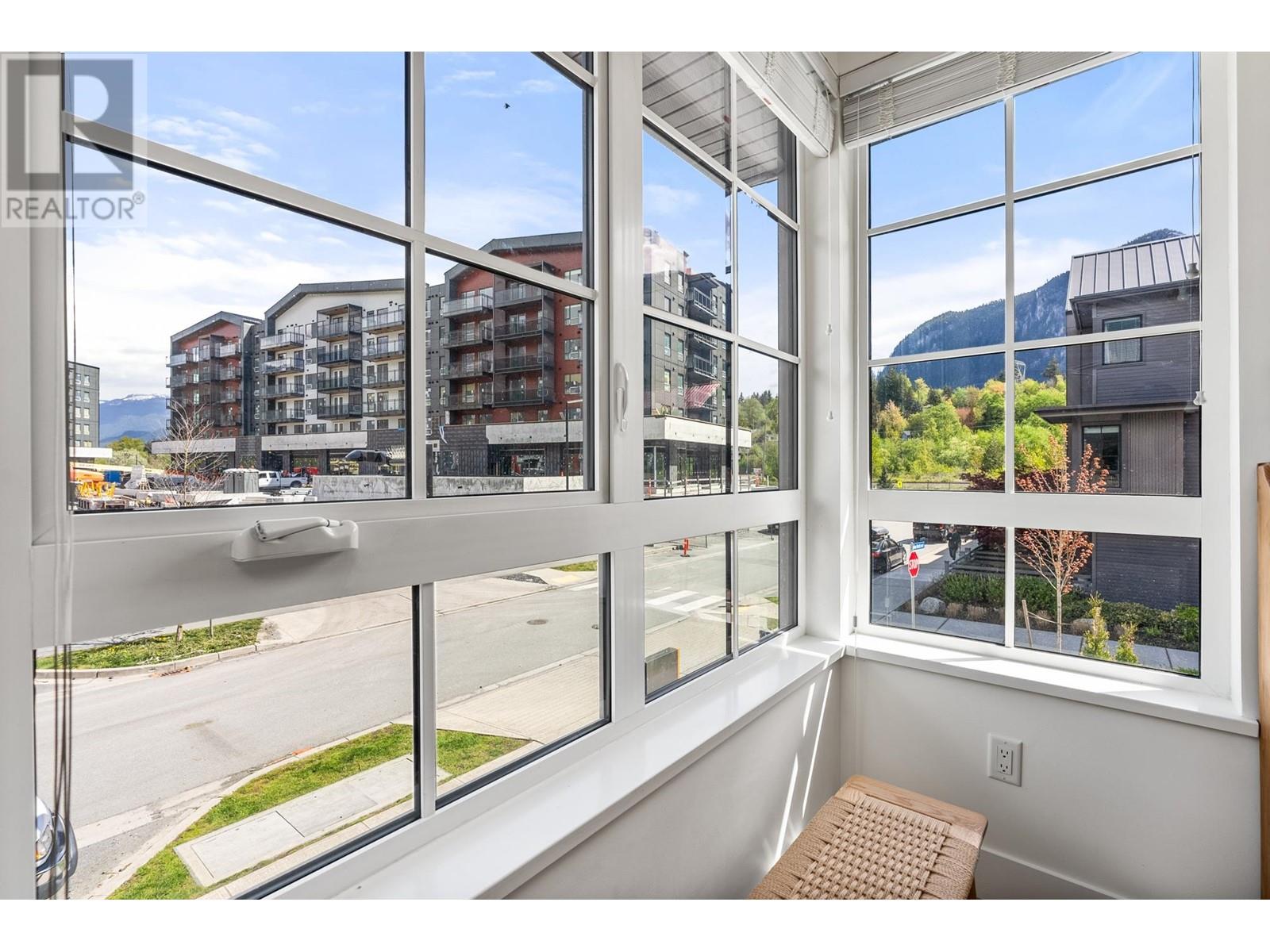 1369 Marinaside Place, Squamish, British Columbia  V8B 1A8 - Photo 22 - R2948302