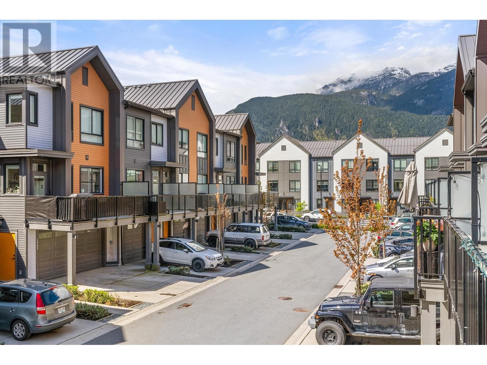 1369 Marinaside Place, Squamish, British Columbia  V8B 1A8 - Photo 35 - R2948302