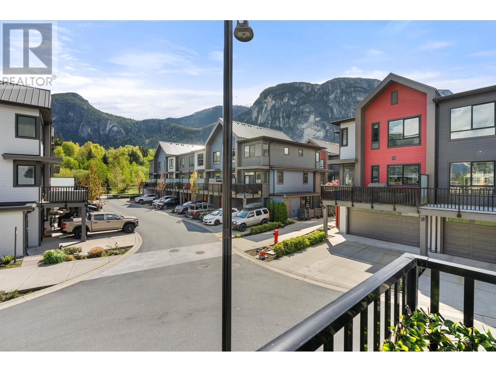 1369 Marinaside Place, Squamish, British Columbia  V8B 1A8 - Photo 38 - R2948302