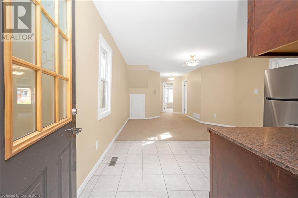 442 Mary Street Unit# Main, Hamilton, Ontario  L8L 4W9 - Photo 5 - 40682457