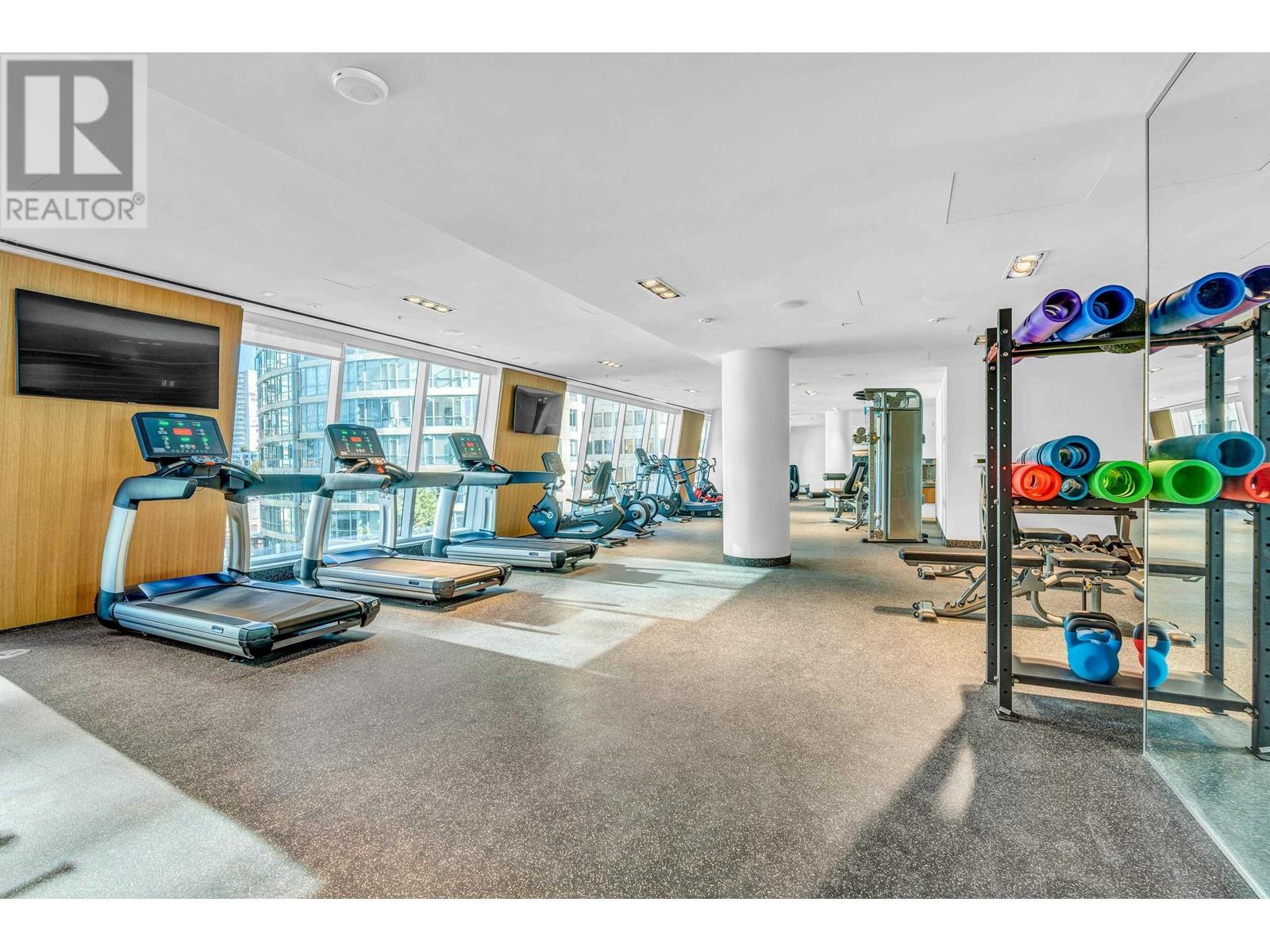 Listing Picture 18 of 21 : 1812 1289 HORNBY STREET, Vancouver / 溫哥華 - 魯藝地產 Yvonne Lu Group - MLS Medallion Club Member