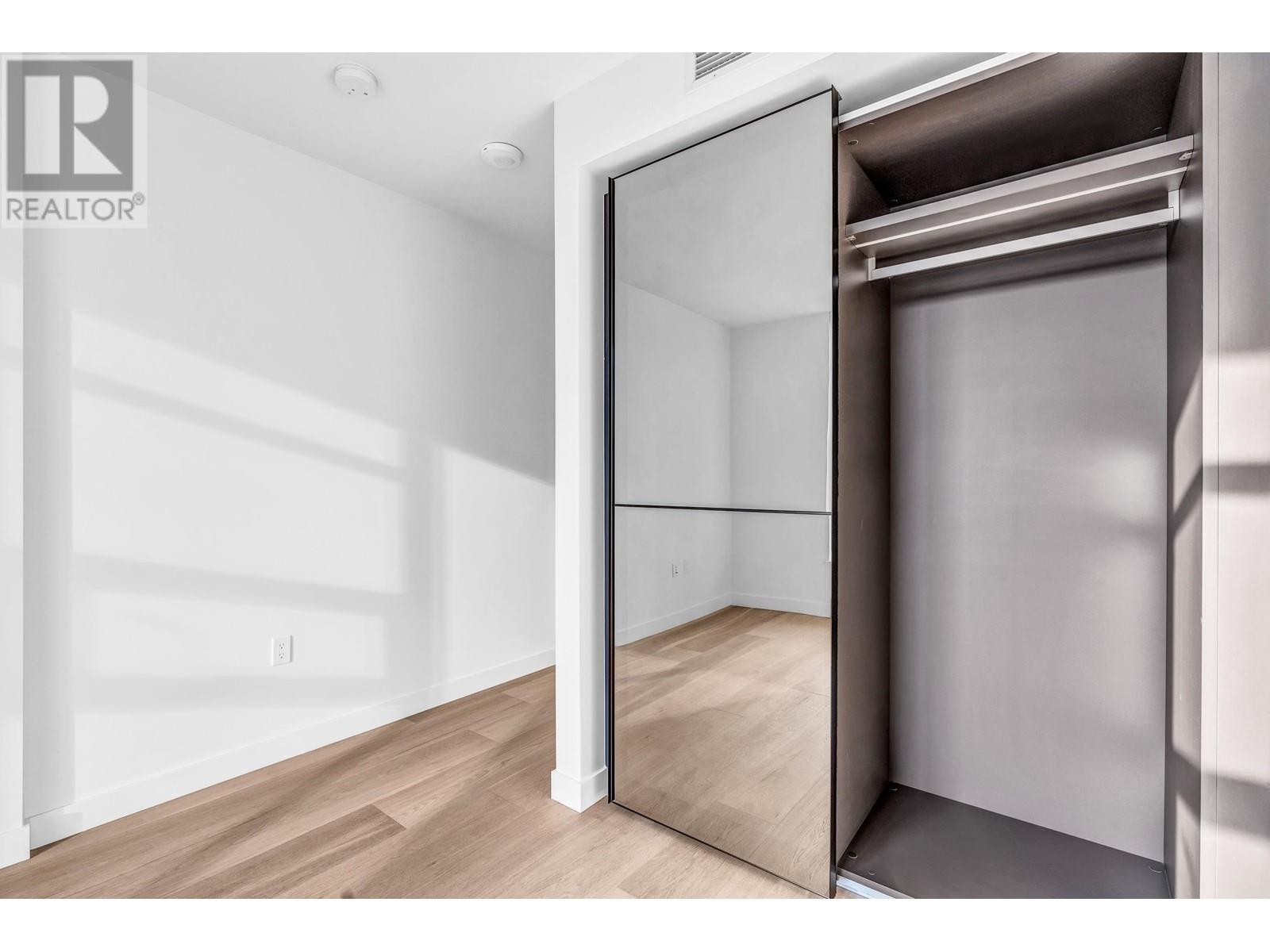 Listing Picture 10 of 21 : 1812 1289 HORNBY STREET, Vancouver / 溫哥華 - 魯藝地產 Yvonne Lu Group - MLS Medallion Club Member