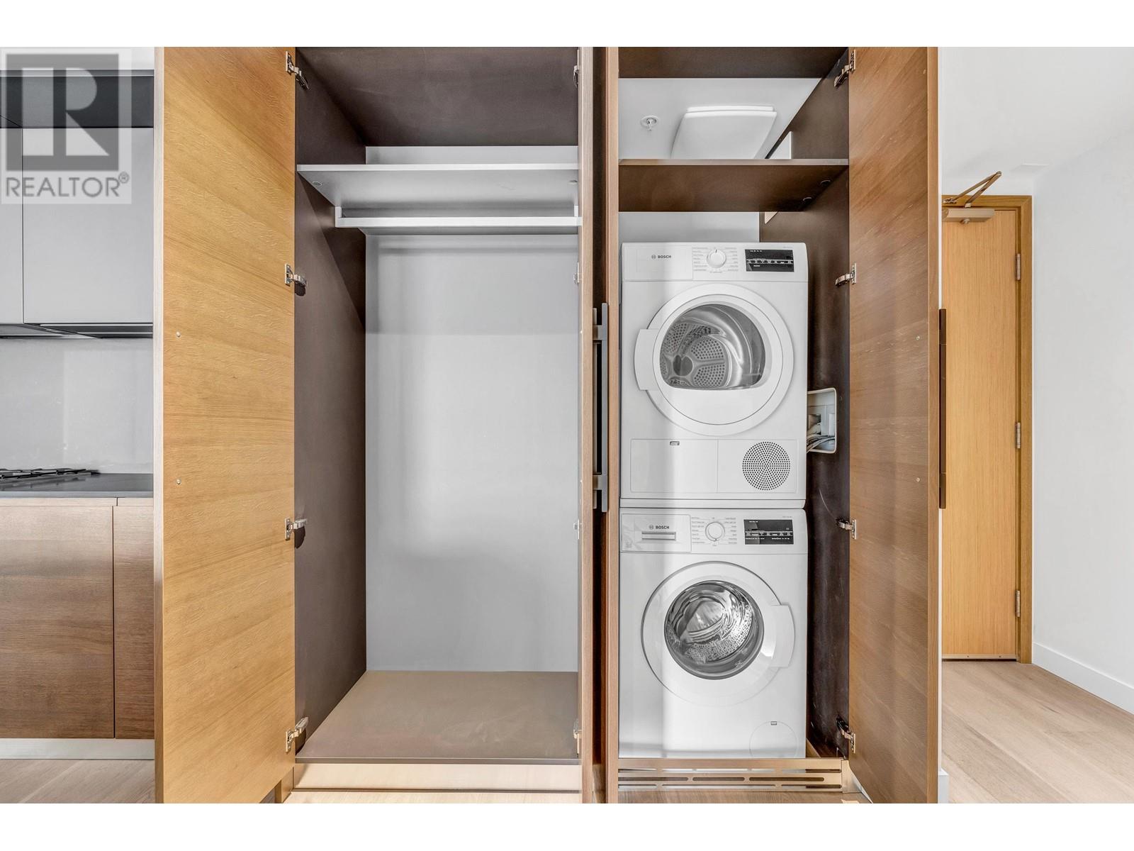 Listing Picture 17 of 21 : 1812 1289 HORNBY STREET, Vancouver / 溫哥華 - 魯藝地產 Yvonne Lu Group - MLS Medallion Club Member