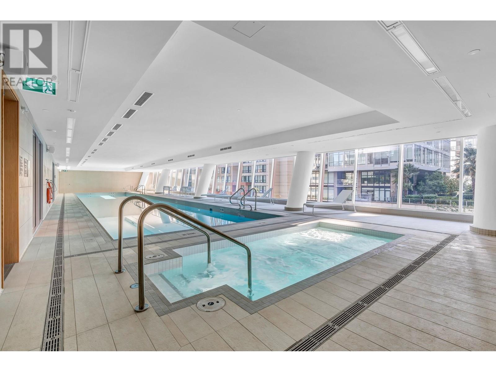 Listing Picture 19 of 21 : 1812 1289 HORNBY STREET, Vancouver / 溫哥華 - 魯藝地產 Yvonne Lu Group - MLS Medallion Club Member