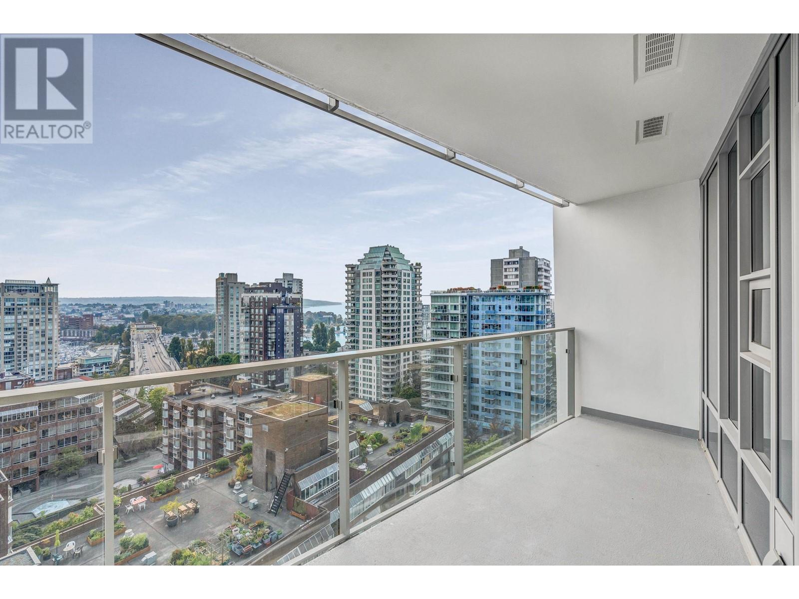 Listing Picture 2 of 21 : 1812 1289 HORNBY STREET, Vancouver / 溫哥華 - 魯藝地產 Yvonne Lu Group - MLS Medallion Club Member