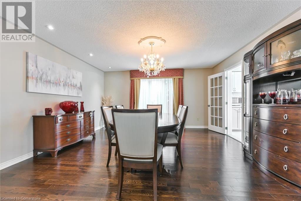 3588 Thorpedale Court, Mississauga, Ontario  L5L 3V6 - Photo 8 - 40650001