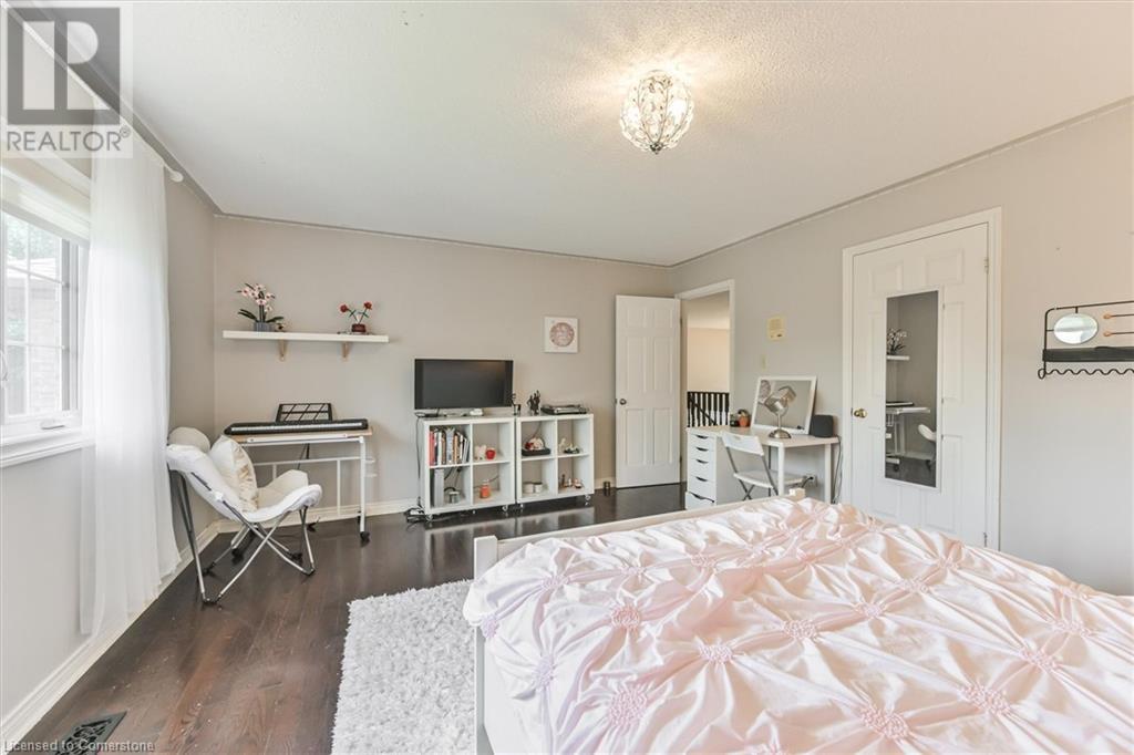 3588 Thorpedale Court, Mississauga, Ontario  L5L 3V6 - Photo 33 - 40650001