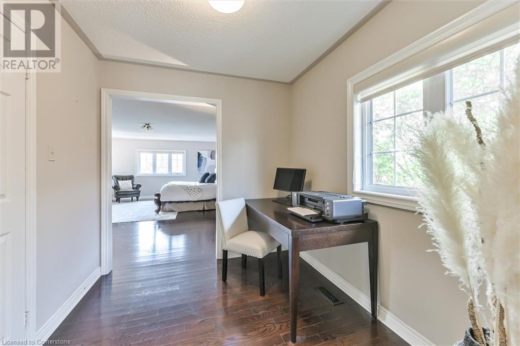 3588 Thorpedale Court, Mississauga, Ontario  L5L 3V6 - Photo 23 - 40650001