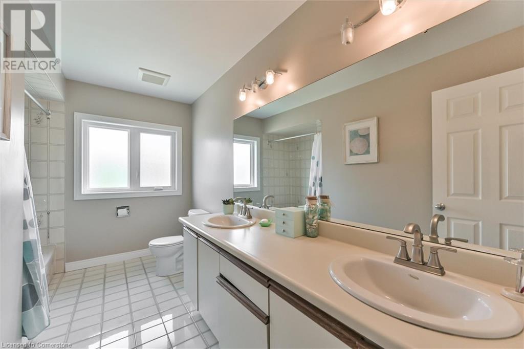 3588 Thorpedale Court, Mississauga, Ontario  L5L 3V6 - Photo 35 - 40650001