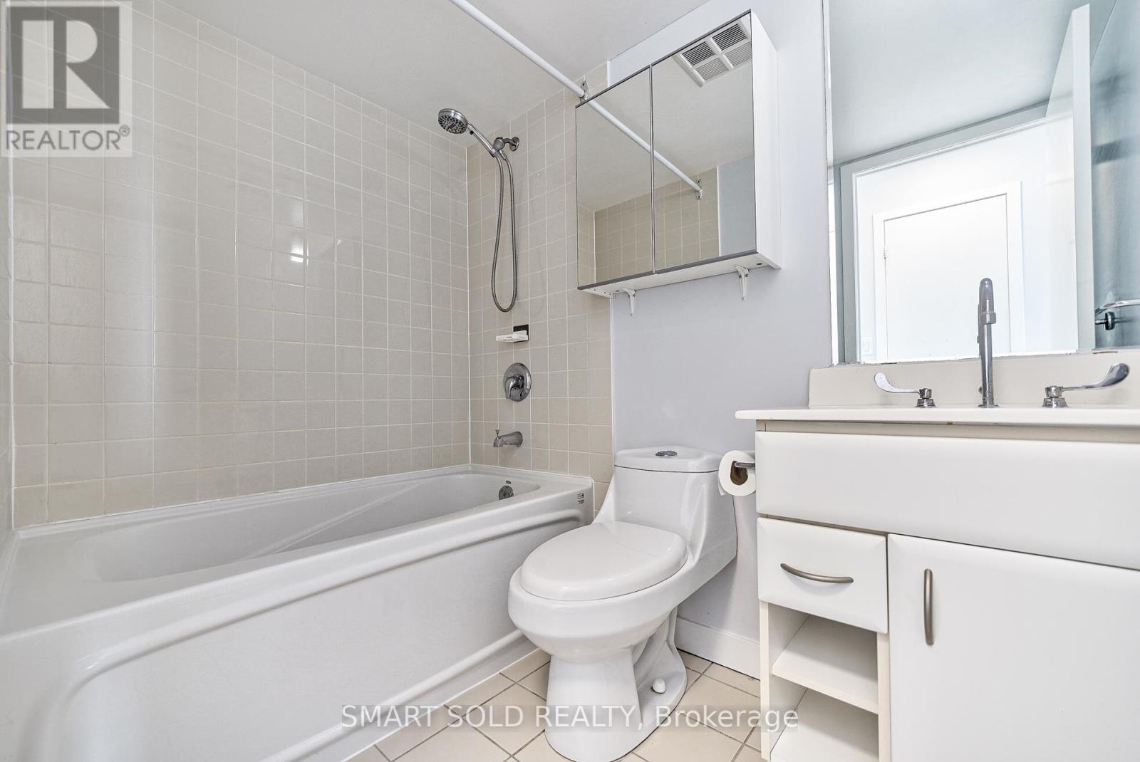 2307 - 38 Lee Centre Drive, Toronto, Ontario  M1H 3J7 - Photo 13 - E11824388