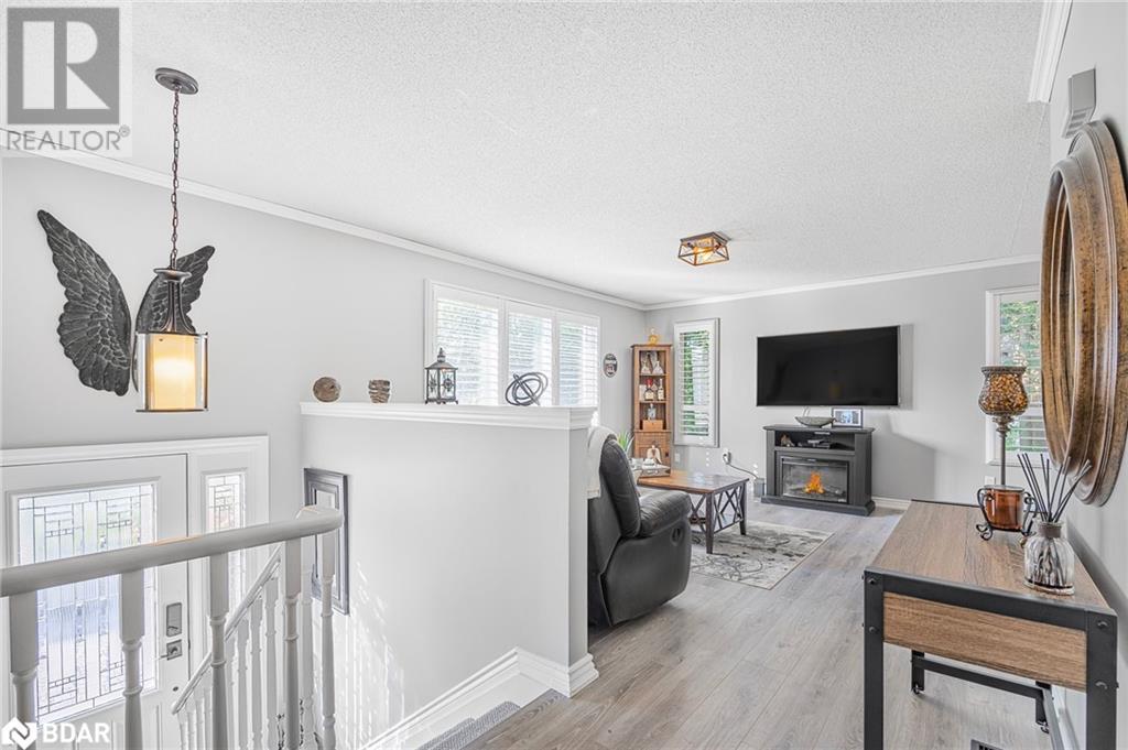 22 Patterson Place, Barrie, Ontario  L4N 6T2 - Photo 5 - 40682760