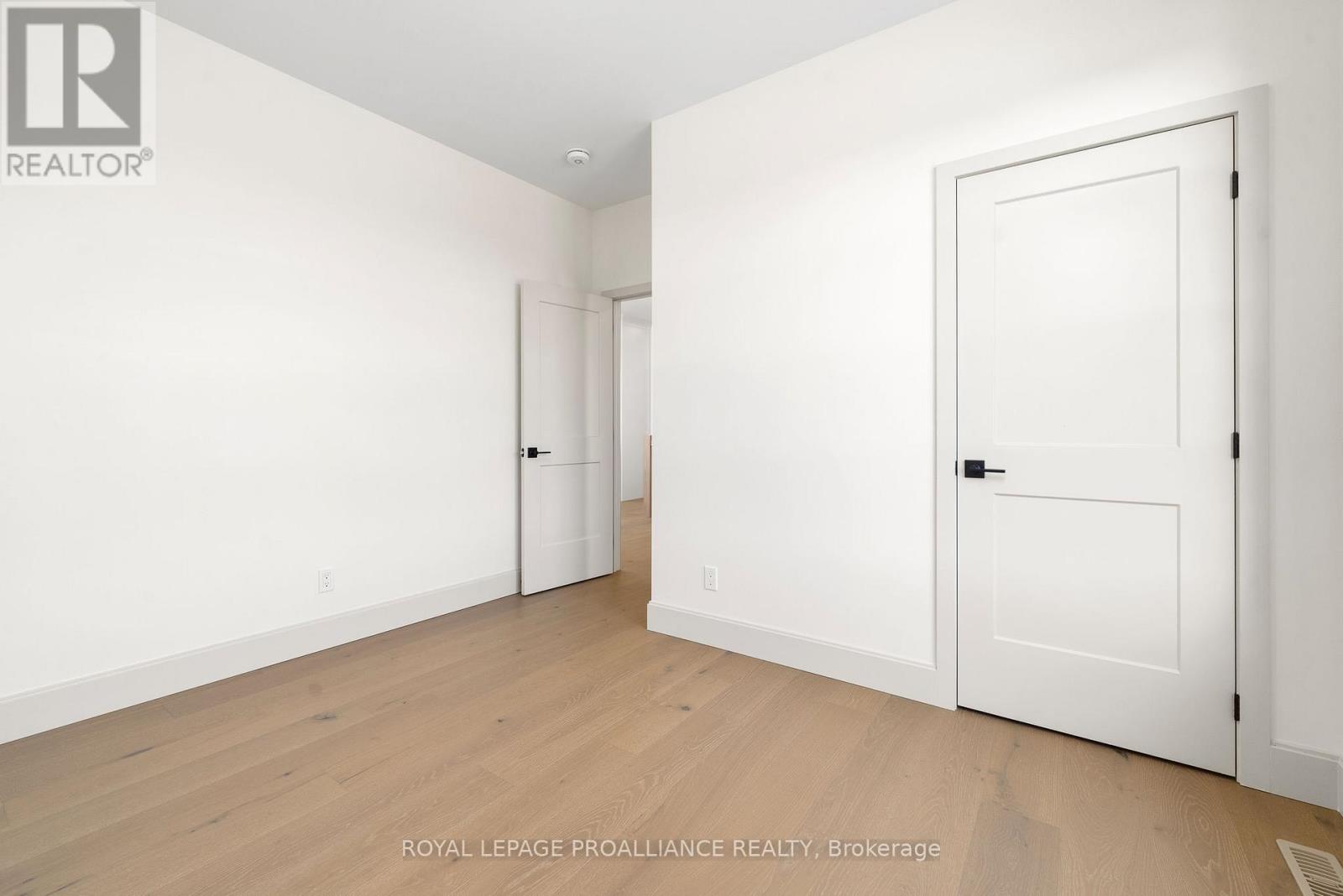 152 Sienna Avenue, Belleville, Ontario  K8P 0H3 - Photo 14 - X11823767