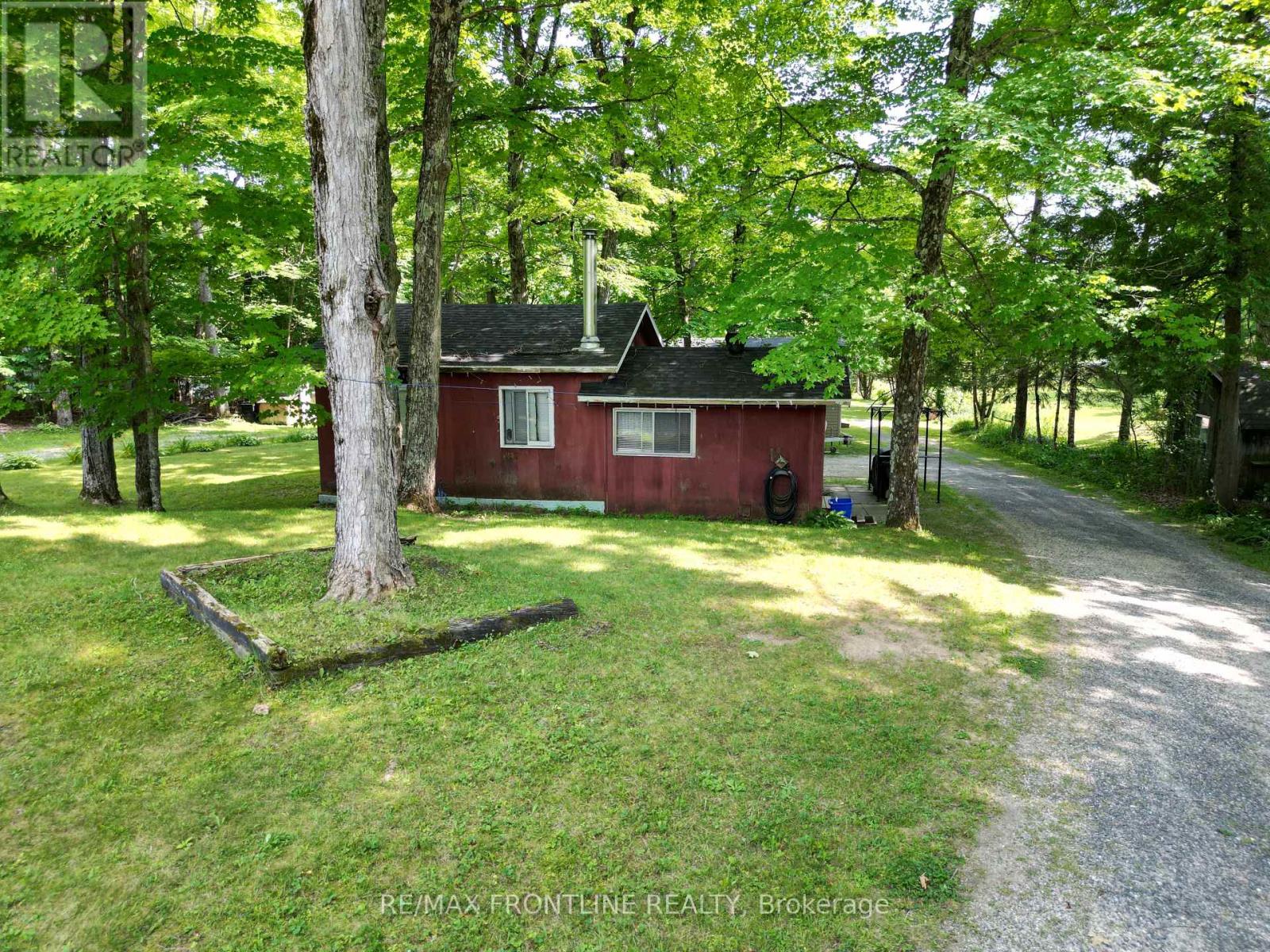 689 River Drive, Lanark Highlands, Ontario  K0G 1K0 - Photo 18 - X11824489