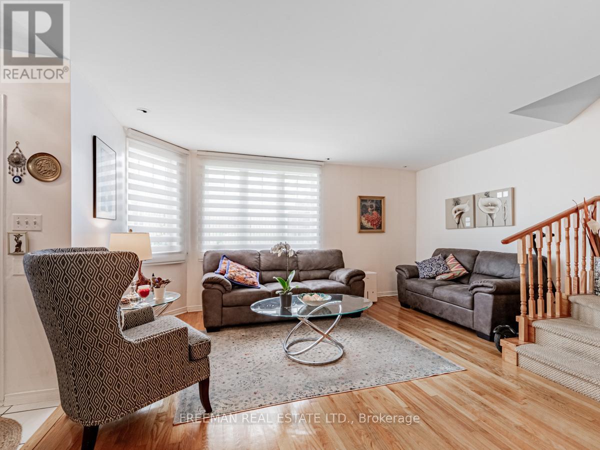 C13 - 108 Finch Avenue W, Toronto, Ontario  M2N 6W6 - Photo 8 - C11823955