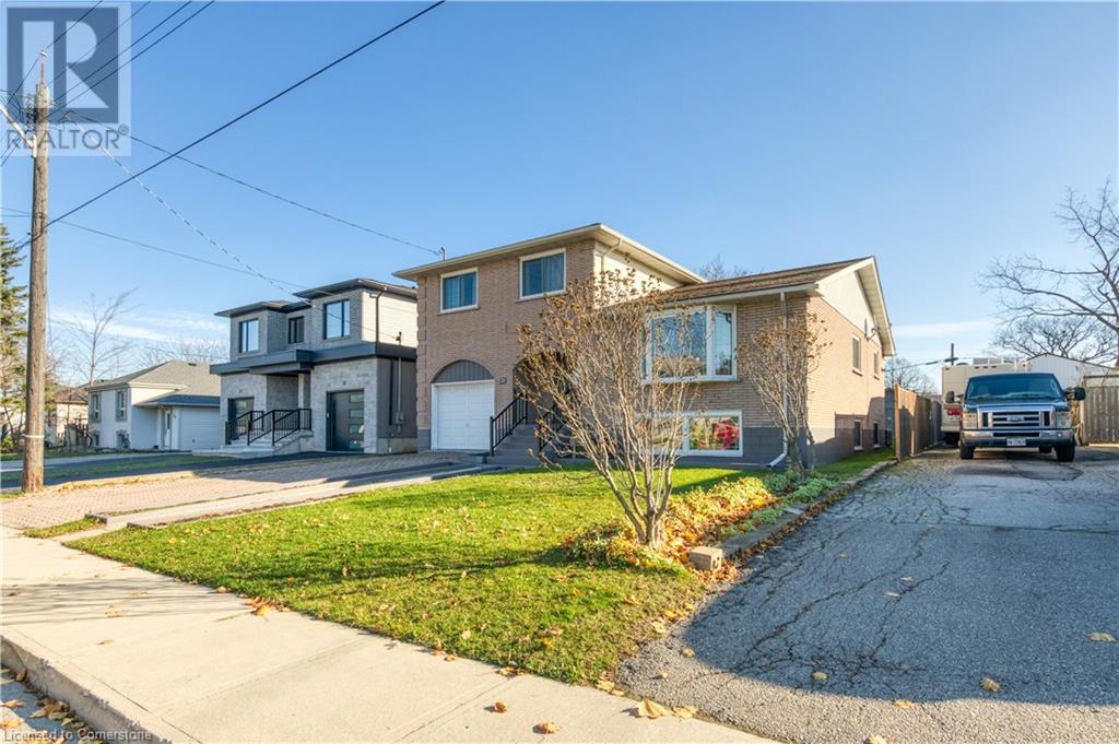 33 Dana Drive Unit# Lower Suite, Hamilton, Ontario  L9A 3H7 - Photo 4 - 40681816