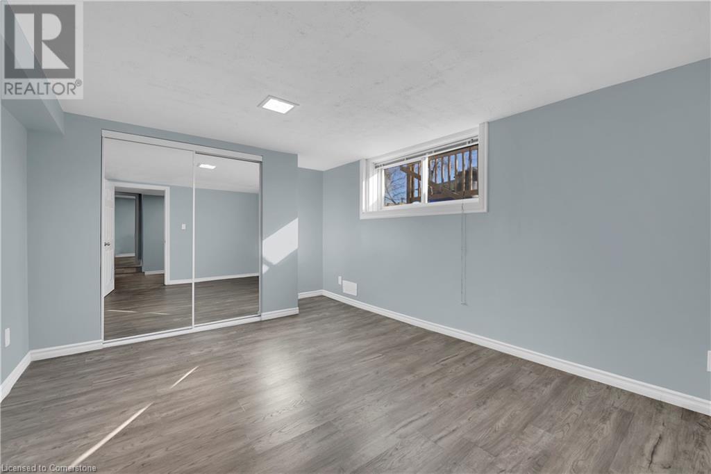 33 Dana Drive Unit# Lower Suite, Hamilton, Ontario  L9A 3H7 - Photo 18 - 40681816