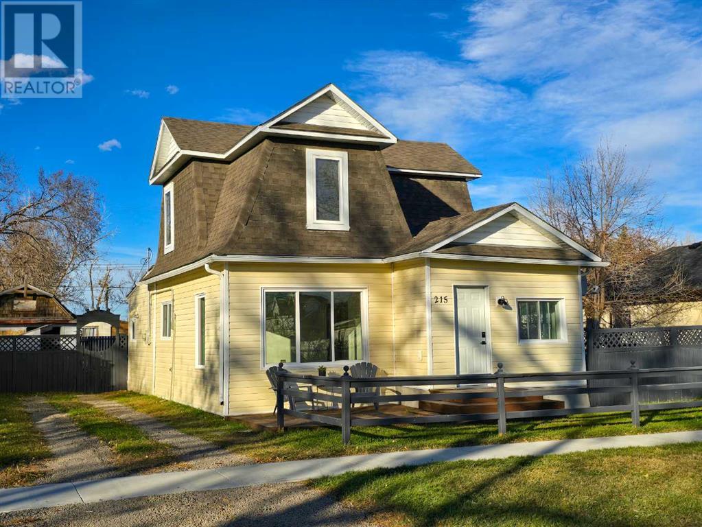 215 Dufferin Street, Granum, Alberta