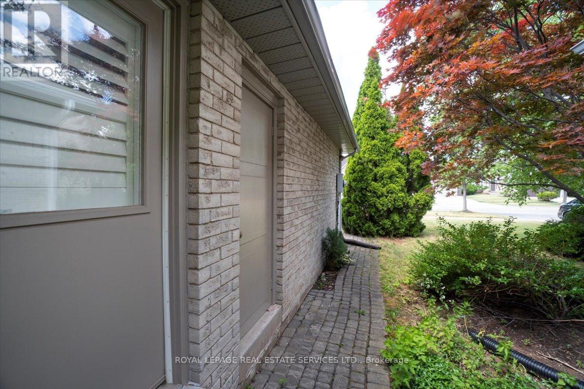 172 River Oaks Boulevard E, Oakville, Ontario  L6H 5N7 - Photo 31 - W11824629