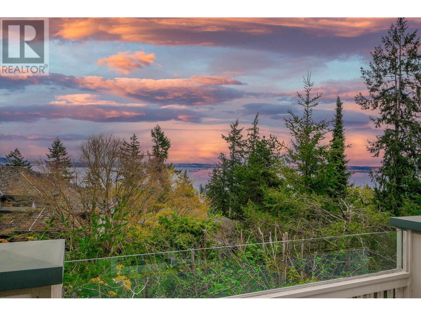 4918 Edendale Lane, West Vancouver, British Columbia  V7W 3H7 - Photo 18 - R2948343