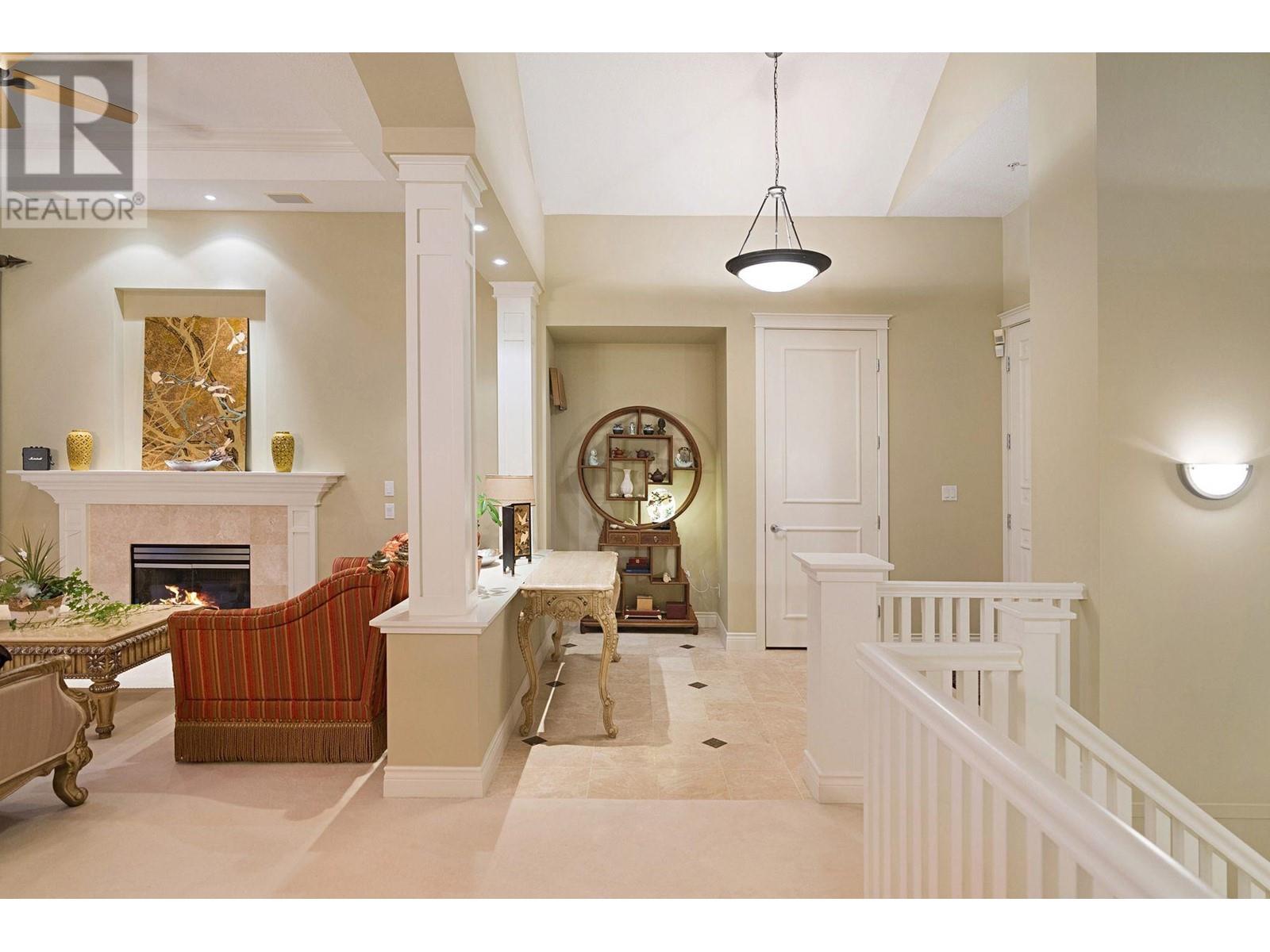 4918 Edendale Lane, West Vancouver, British Columbia  V7W 3H7 - Photo 6 - R2948343