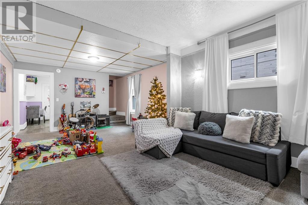 65 State Street, Welland, Ontario  L3B 4K6 - Photo 2 - 40681808