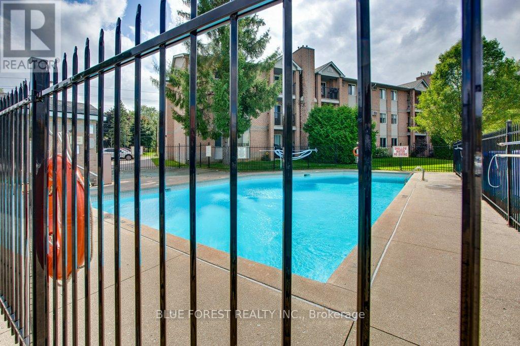 Property at 307 - 2228 TRAFALGAR STREET image 3