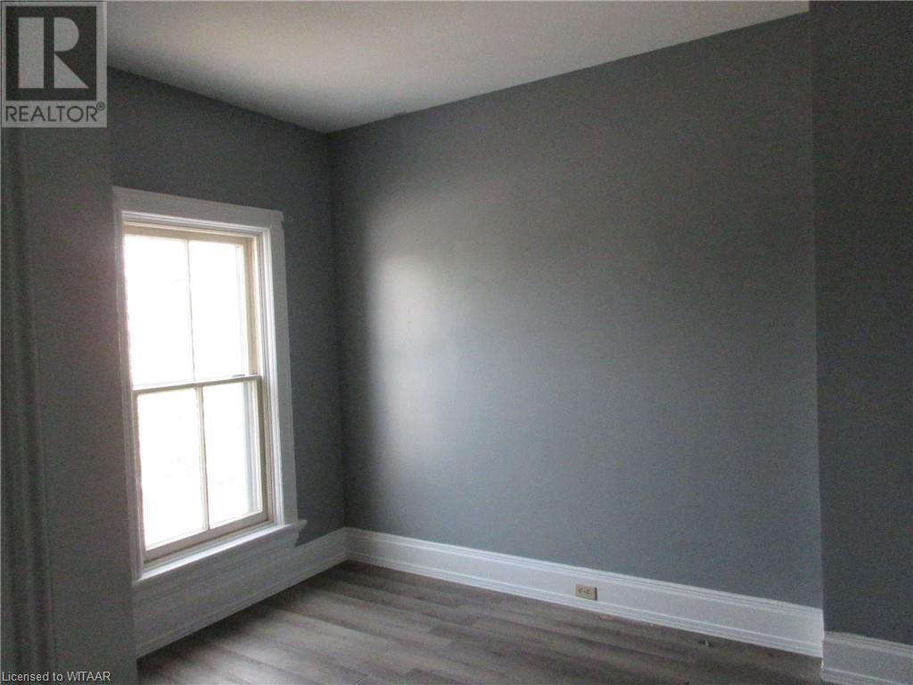 18 Wellington Street N, Woodstock, Ontario  N4S 6P2 - Photo 10 - 40682662