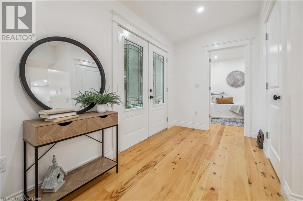 3 East StreetGrimsby, Ontario  L3M 2R1 - Photo 20 - 40683049