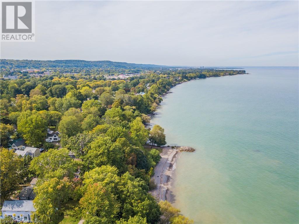 3 East StreetGrimsby, Ontario  L3M 2R1 - Photo 40 - 40683049