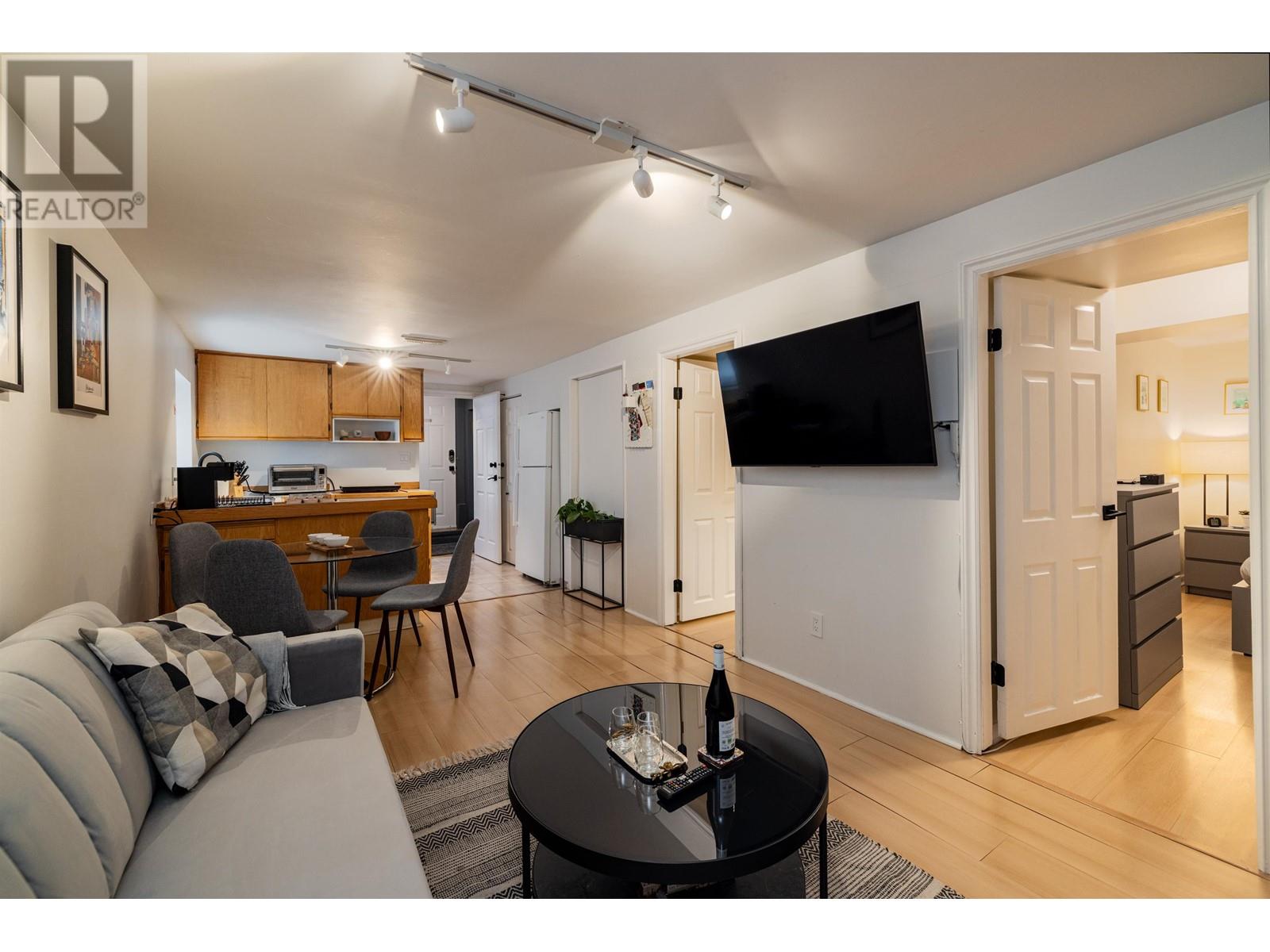 4343 W 11th Avenue, Vancouver, British Columbia  V6R 2L9 - Photo 31 - R2948348