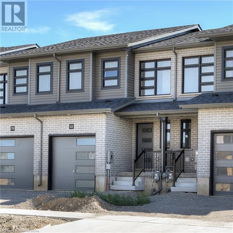 61 Wilkinson AvenueCambridge, Ontario  N1S 4Y6 - Photo 1 - 40682718