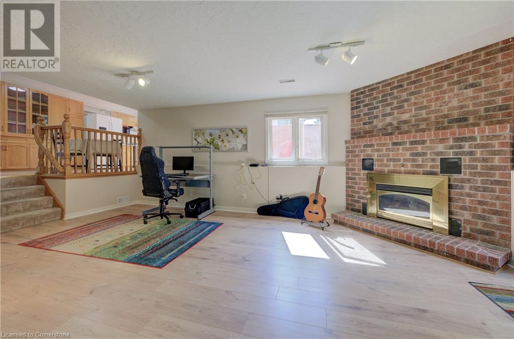 431 Northlake Drive, Waterloo, Ontario  N2V 1Y6 - Photo 19 - 40683024