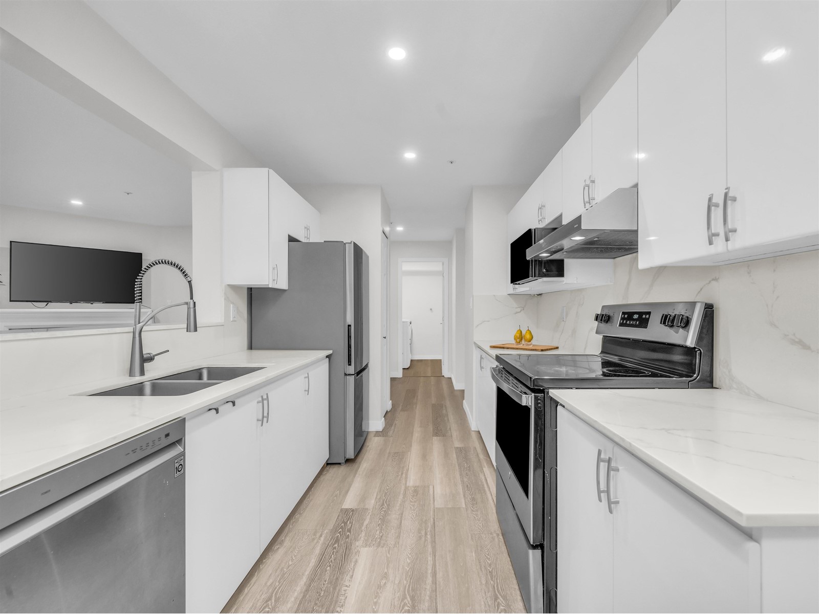 101 15140 29a Avenue, Surrey, British Columbia  V4P 3B1 - Photo 7 - R2939109