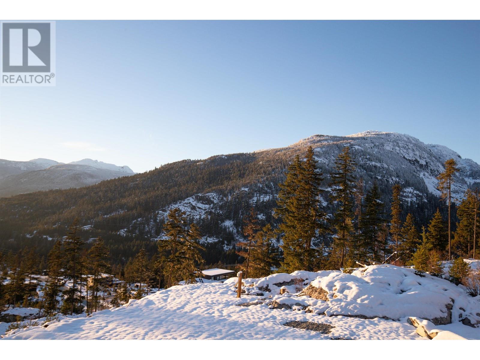 9333 Warbler Way, Whistler, British Columbia V8E 1M1 - Photo 10 - R2940846