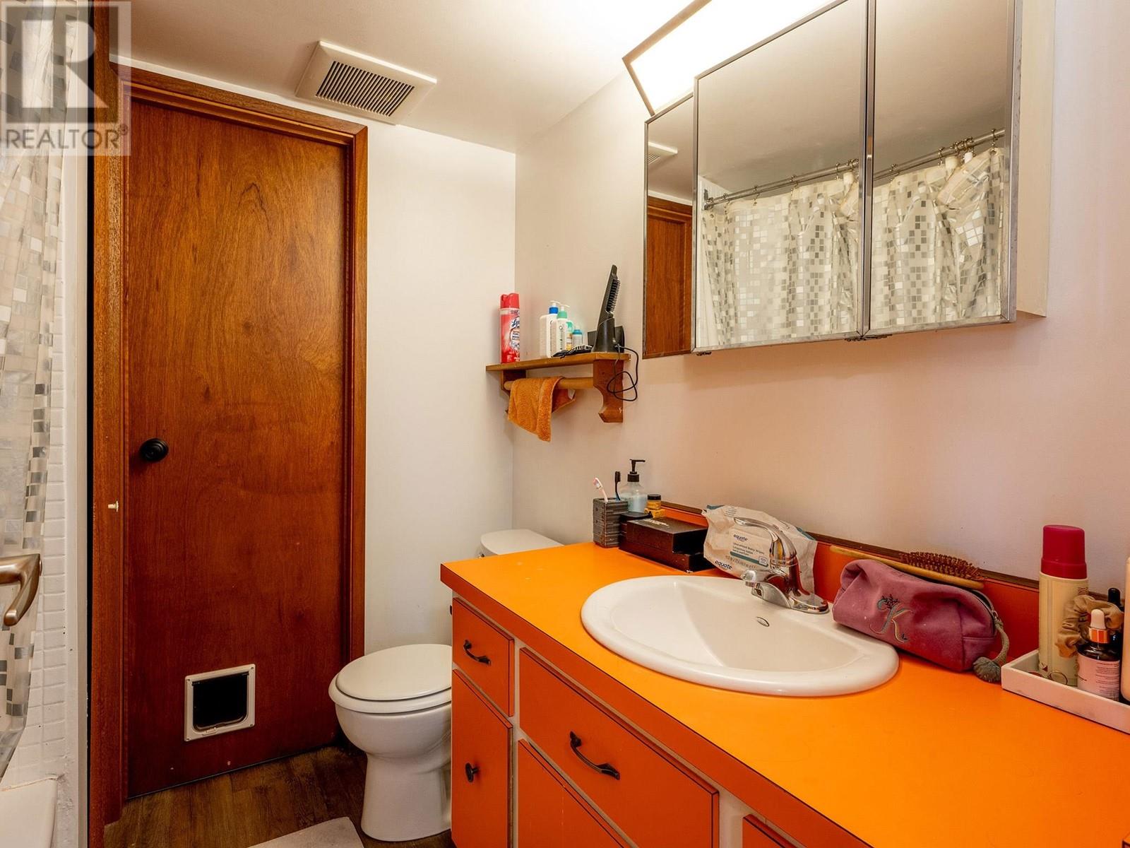 8464 Matterhorn Drive, Whistler, British Columbia  V8E 0G1 - Photo 16 - R2917250