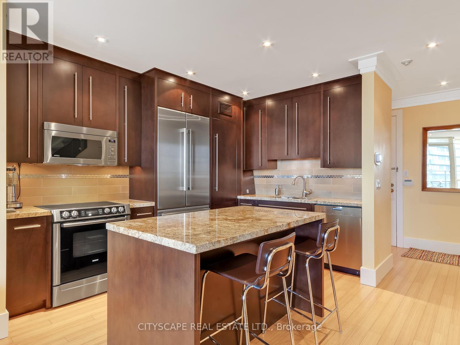 Ph2 - 44 St. Joseph Street, Toronto, Ontario  M4Y 2W4 - Photo 6 - C11824853