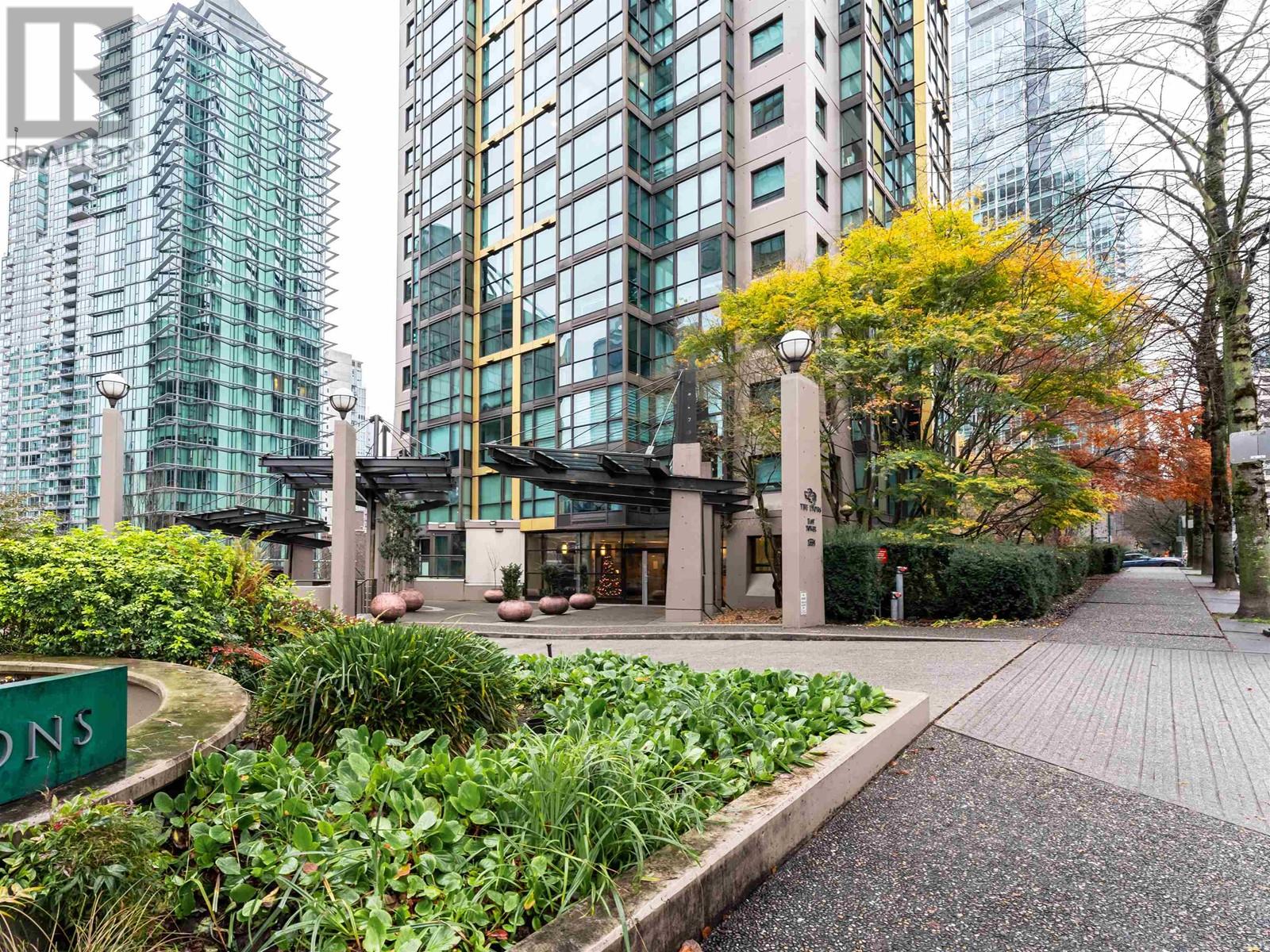 Listing Picture 28 of 28 : 3001 1331 ALBERNI STREET, Vancouver / 溫哥華 - 魯藝地產 Yvonne Lu Group - MLS Medallion Club Member