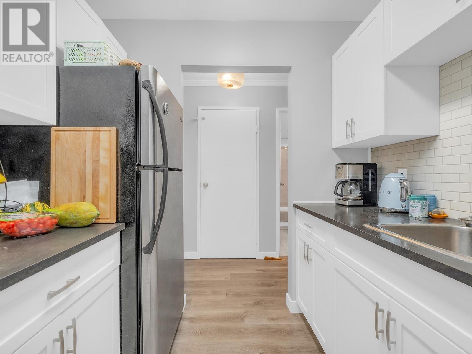 204 975 E Broadway, Vancouver, British Columbia  V5T 1Y3 - Photo 10 - R2948395