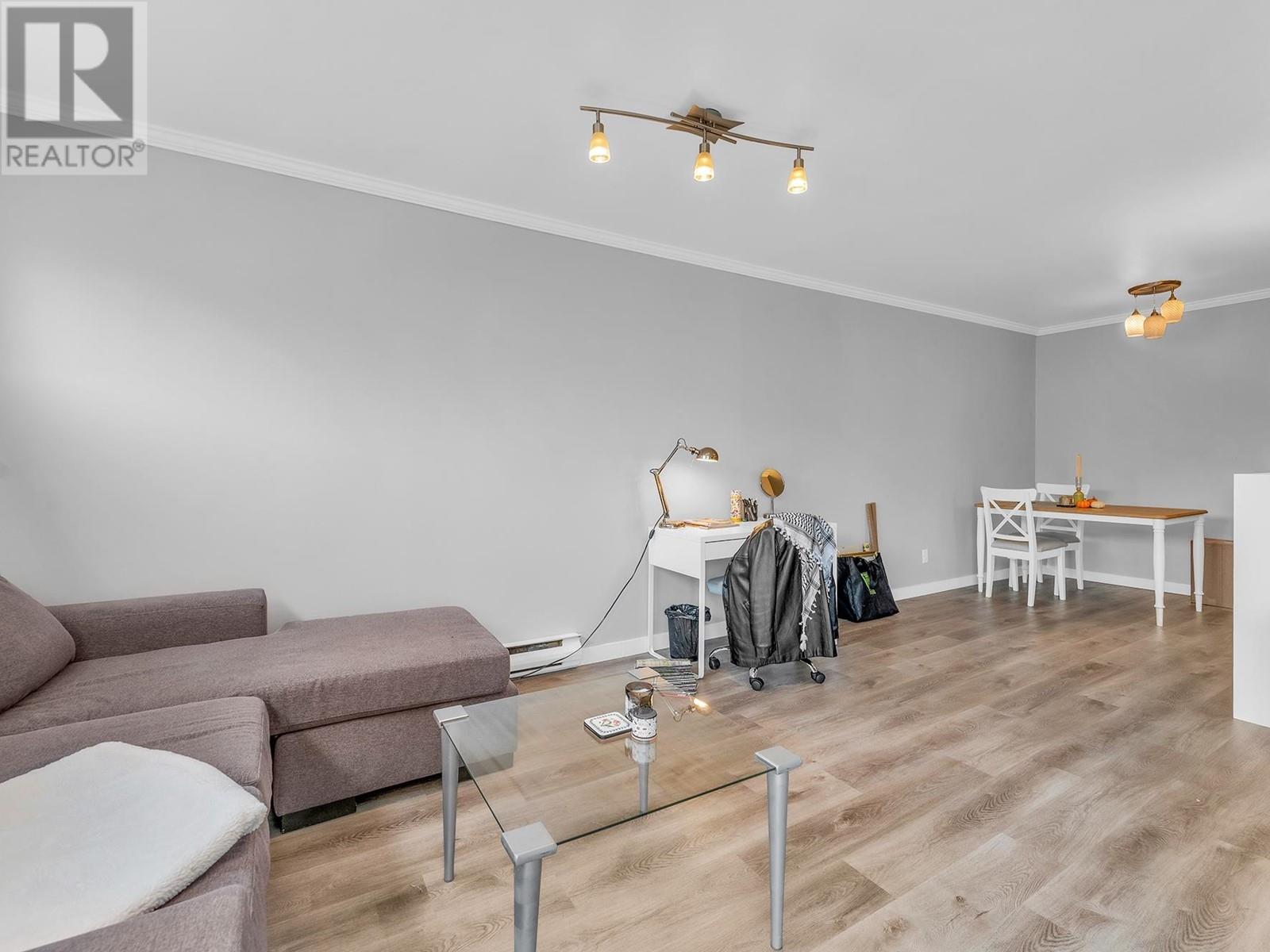 204 975 E Broadway, Vancouver, British Columbia  V5T 1Y3 - Photo 6 - R2948395