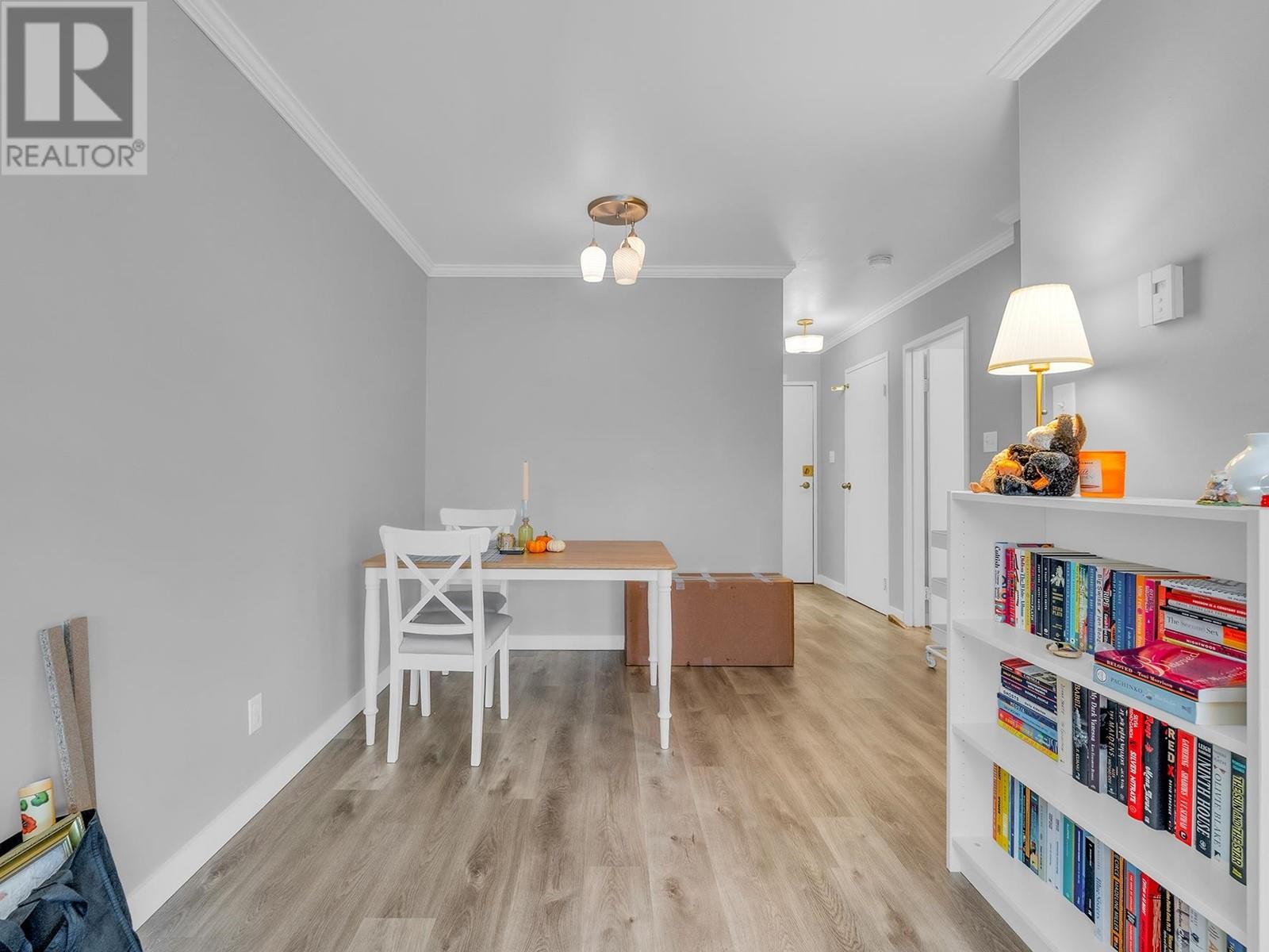 204 975 E Broadway, Vancouver, British Columbia  V5T 1Y3 - Photo 8 - R2948395