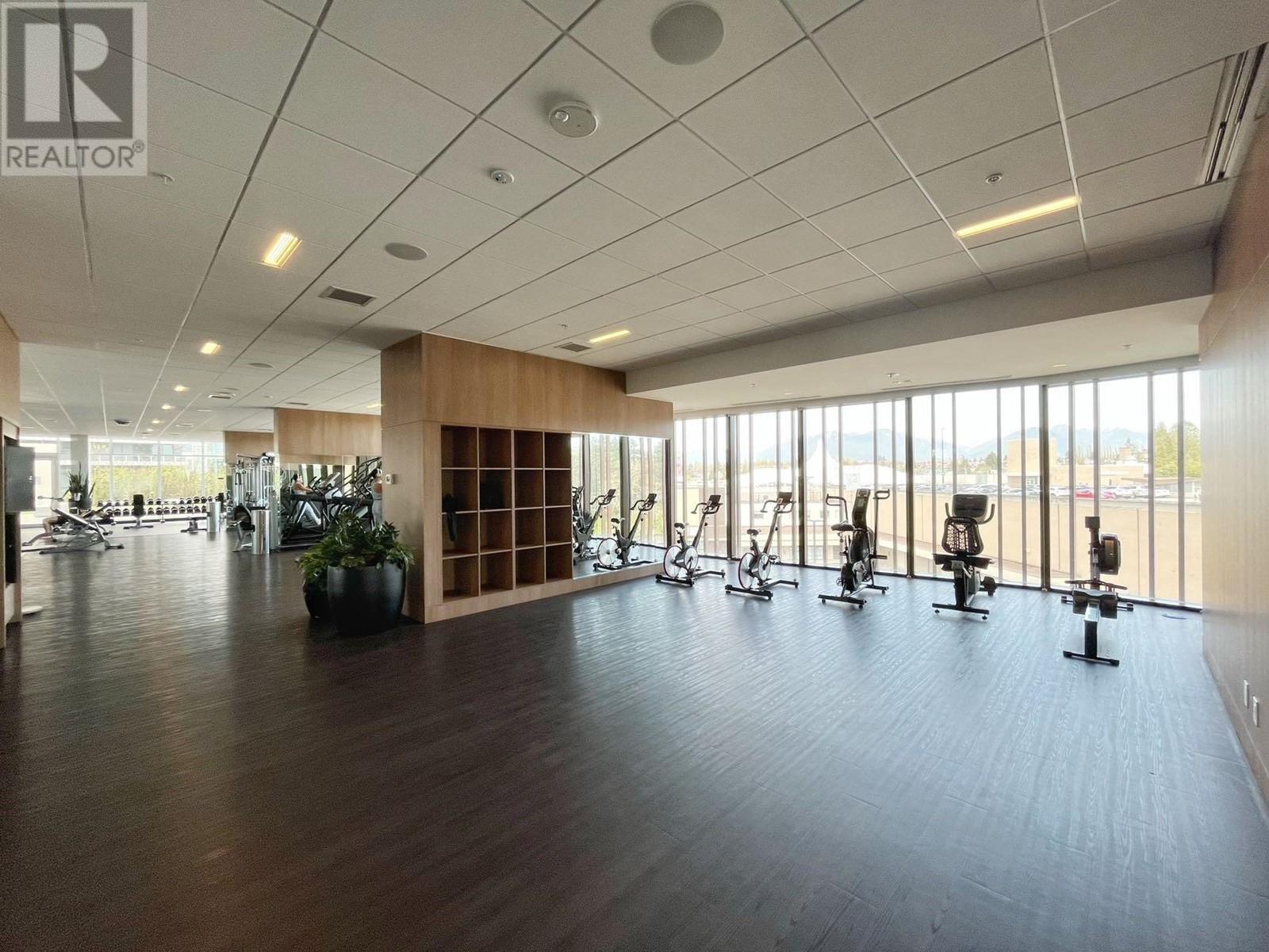 Listing Picture 8 of 24 : 2004 4650 BRENTWOOD BOULEVARD, Burnaby / 本拿比 - 魯藝地產 Yvonne Lu Group - MLS Medallion Club Member