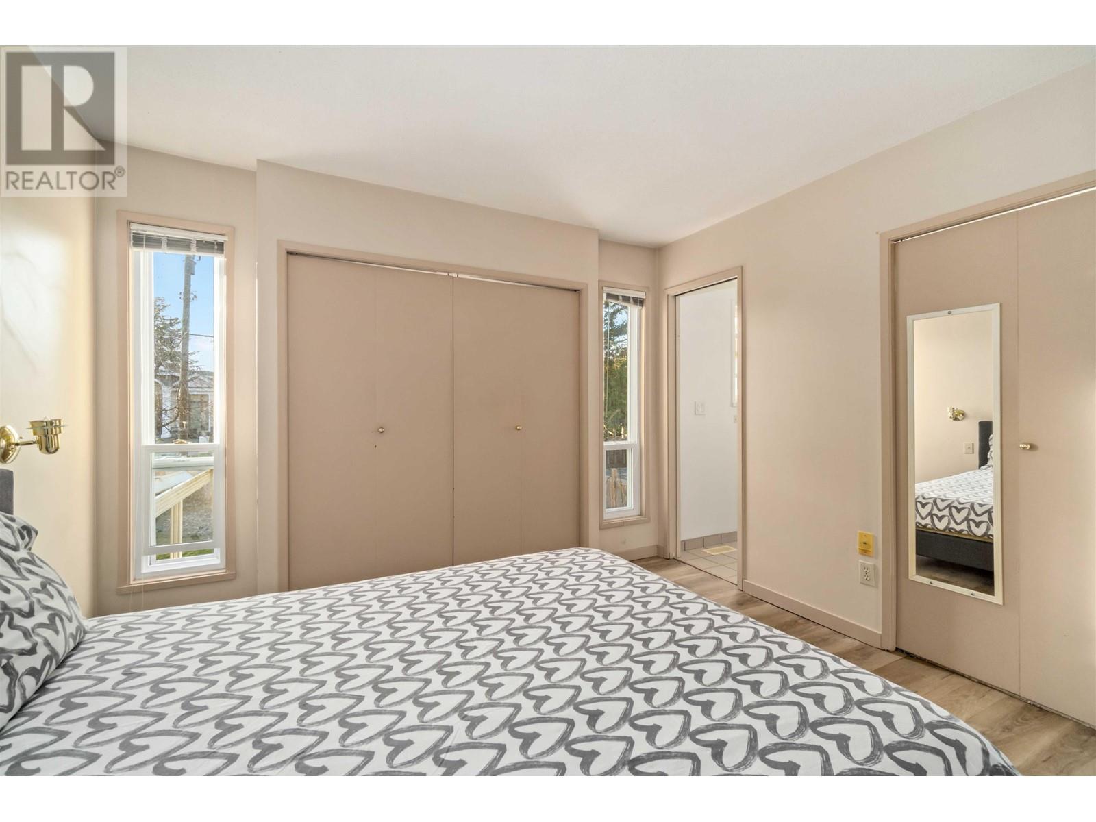 Listing Picture 19 of 33 : 10271 THIRLMERE DRIVE, Richmond / 烈治文 - 魯藝地產 Yvonne Lu Group - MLS Medallion Club Member