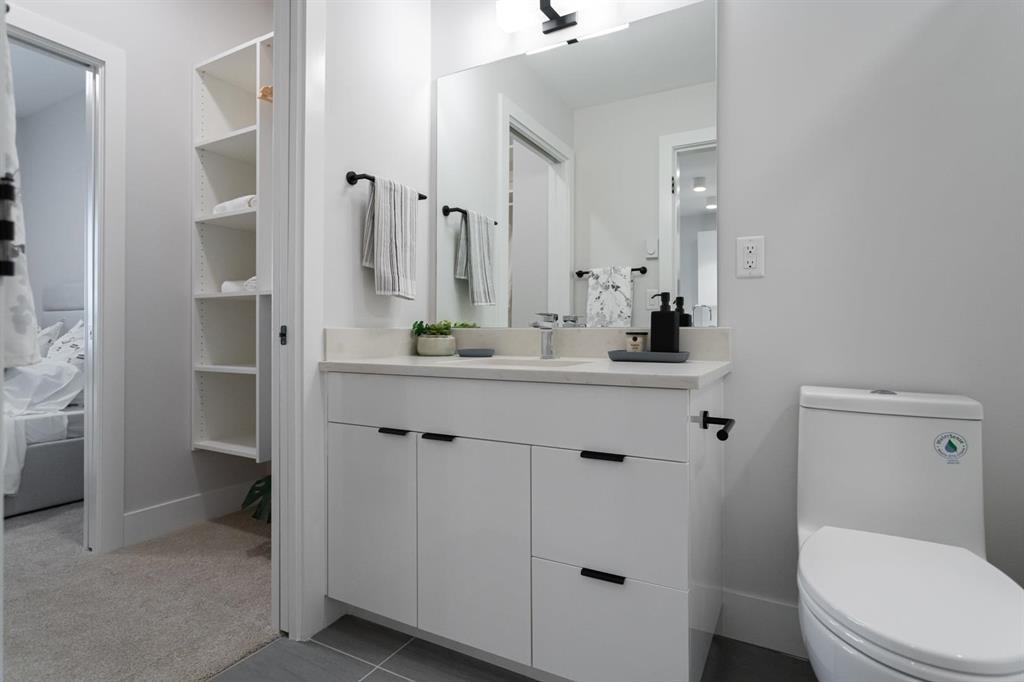 301 13458 95 Avenue, Surrey, British Columbia  V3P 1P5 - Photo 17 - R2948345